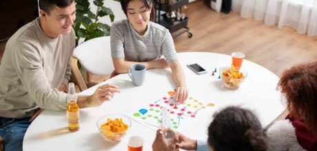Como organizar uma noite de jogos em família com atividades simples e divertidas